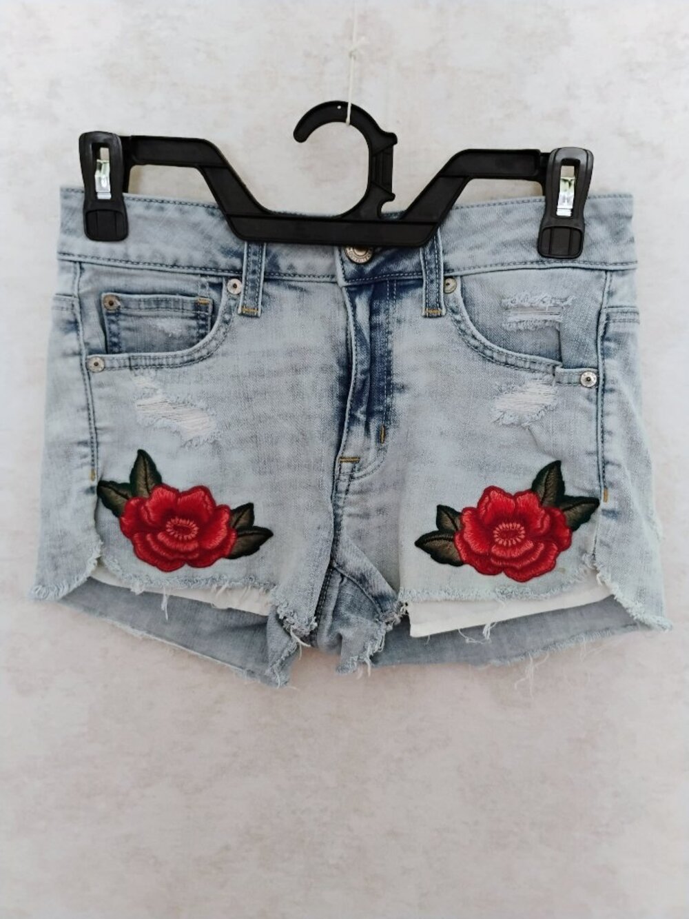 American Eagle Outfitters Rose Patch Denim Shorts Size 2